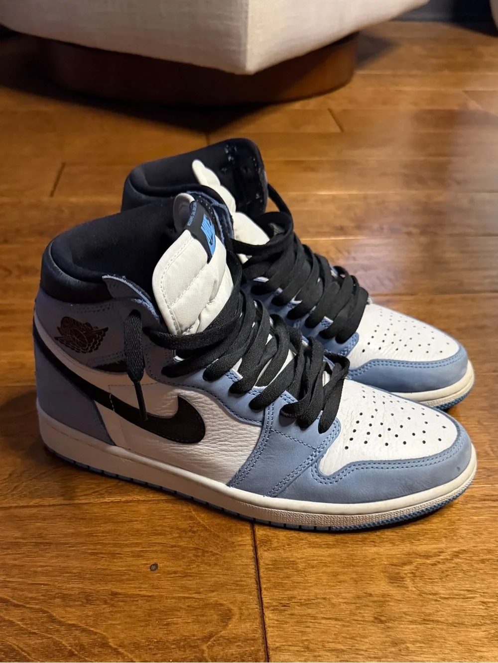 Nike Air Jordan 1 Mid - White, Black & Light Blue